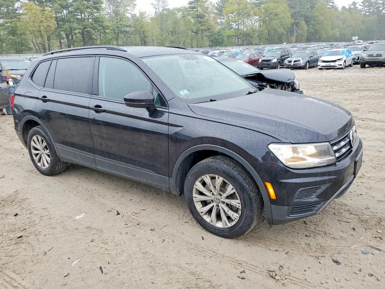 2019 Volkswagen Tiguan S - Фото 4