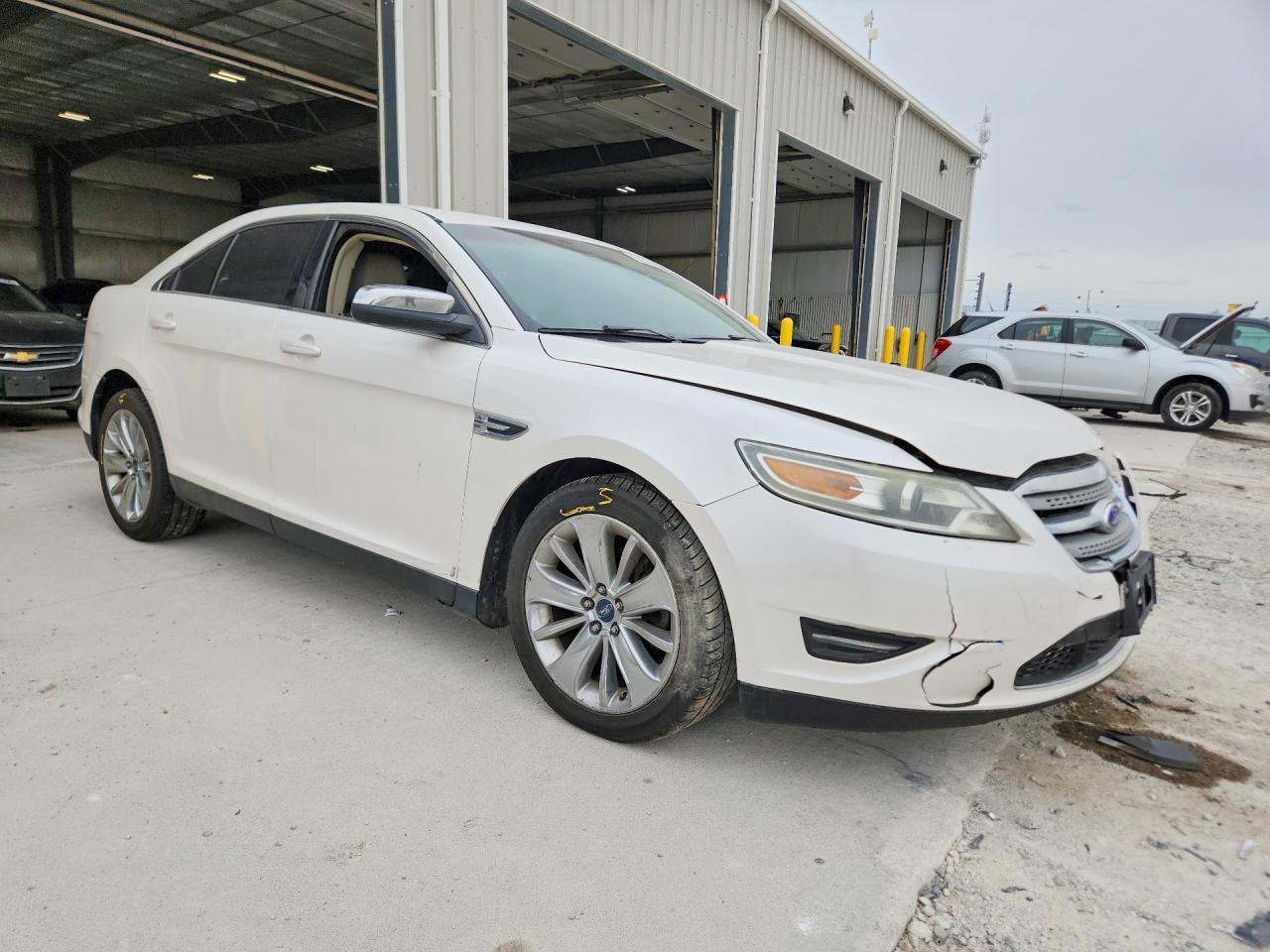 2012 Ford Taurus Limited - Image 4