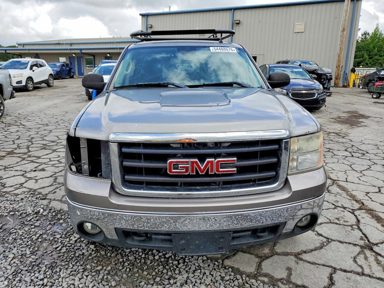 2008 GMC Sierra K1500 - Image 5