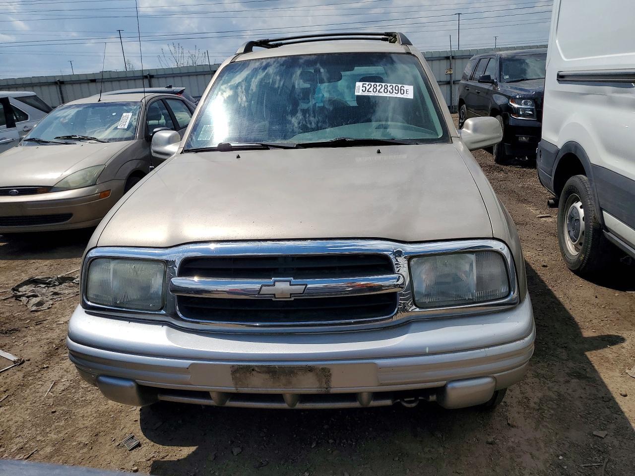 2002 Chevrolet Tracker Lt - Image 5
