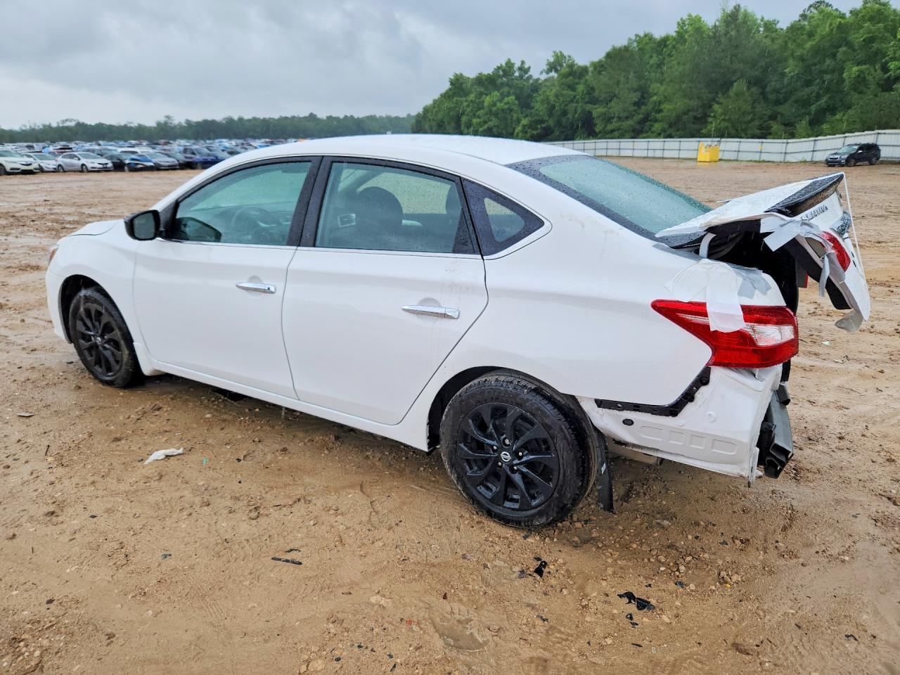 2018 Nissan Sentra S - Image 2