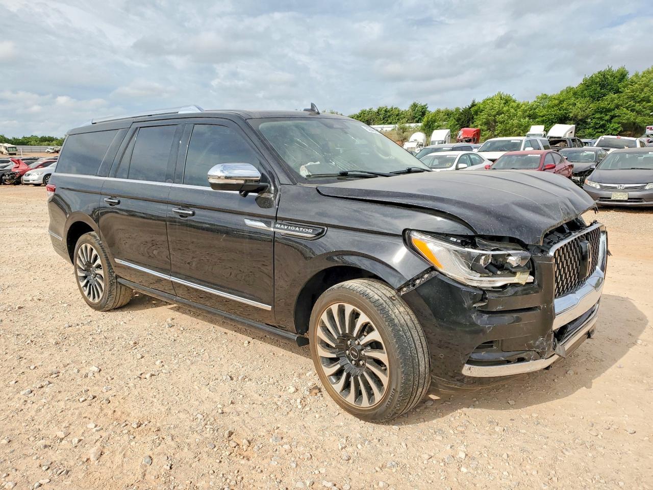 2022 Lincoln Navigator L Black Label - Image 4