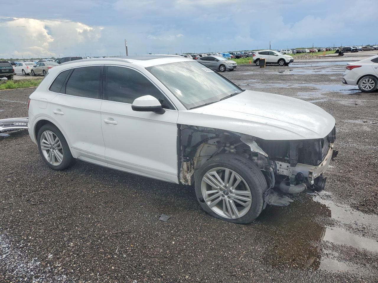 2018 Audi Q5 Premium Plus - Image 4