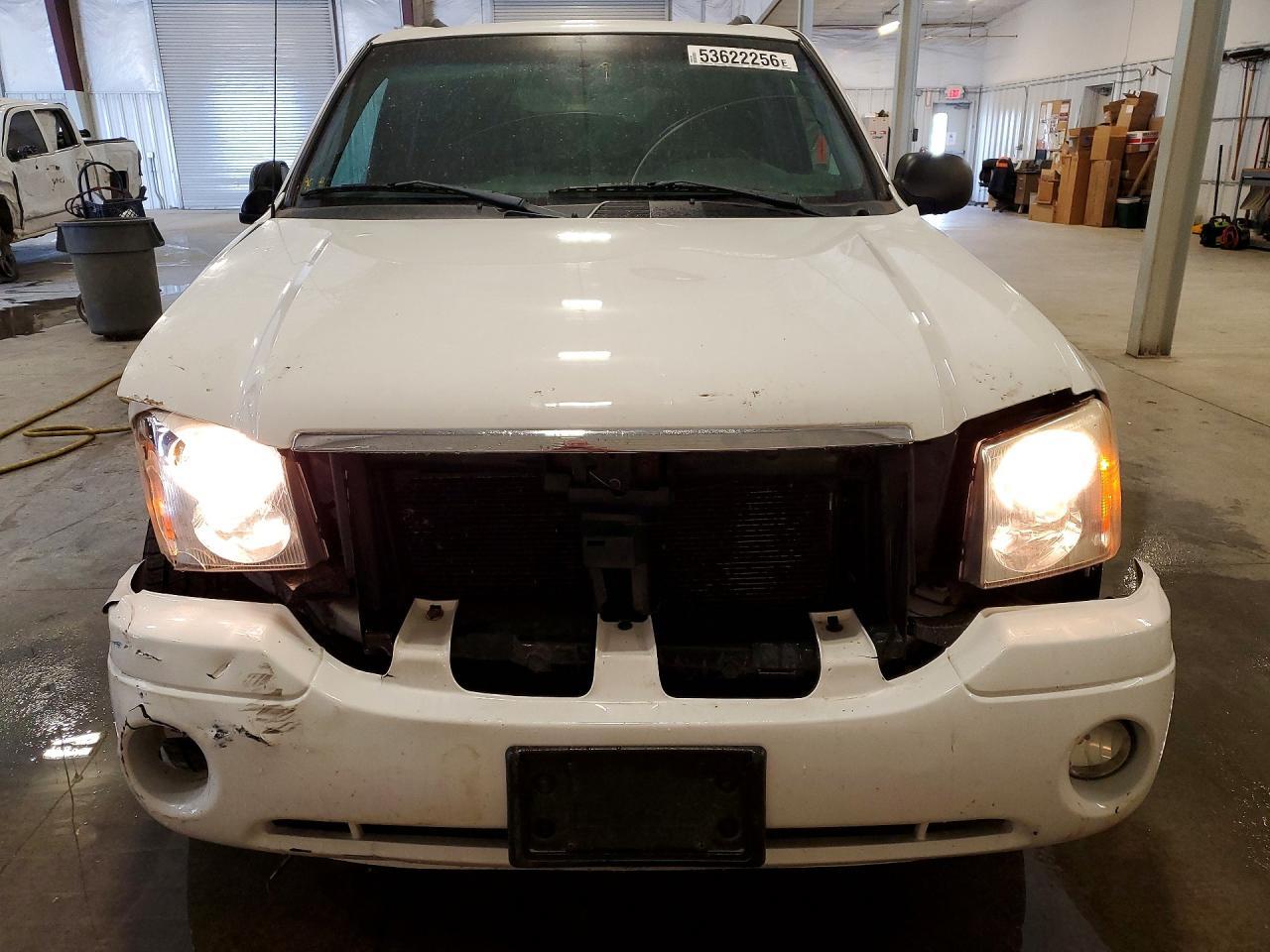 2004 GMC Envoy - Image 5