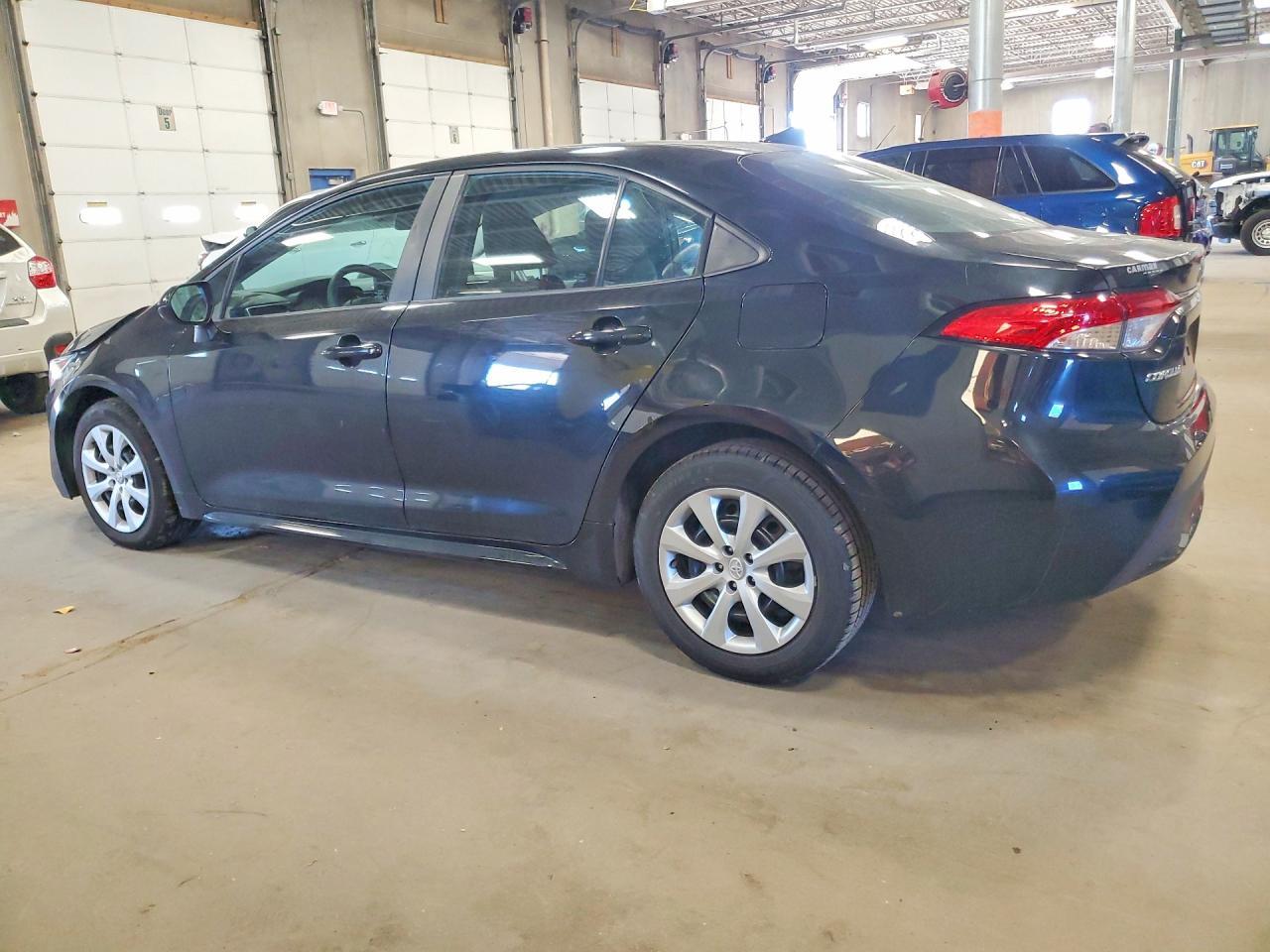2022 Toyota Corolla Le - Image 2