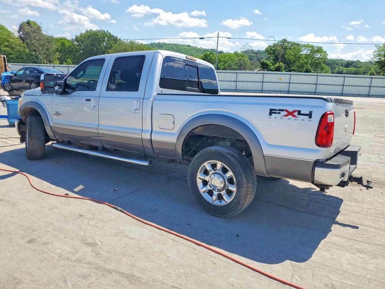 2011 Ford F250 Super Duty - Фото 2
