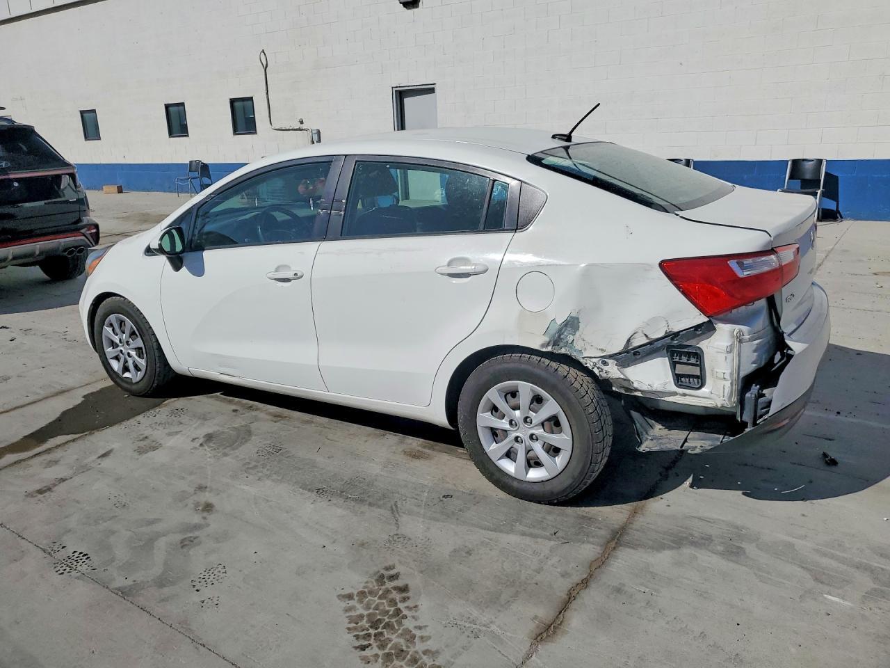 2014 Kia Rio - Image 2