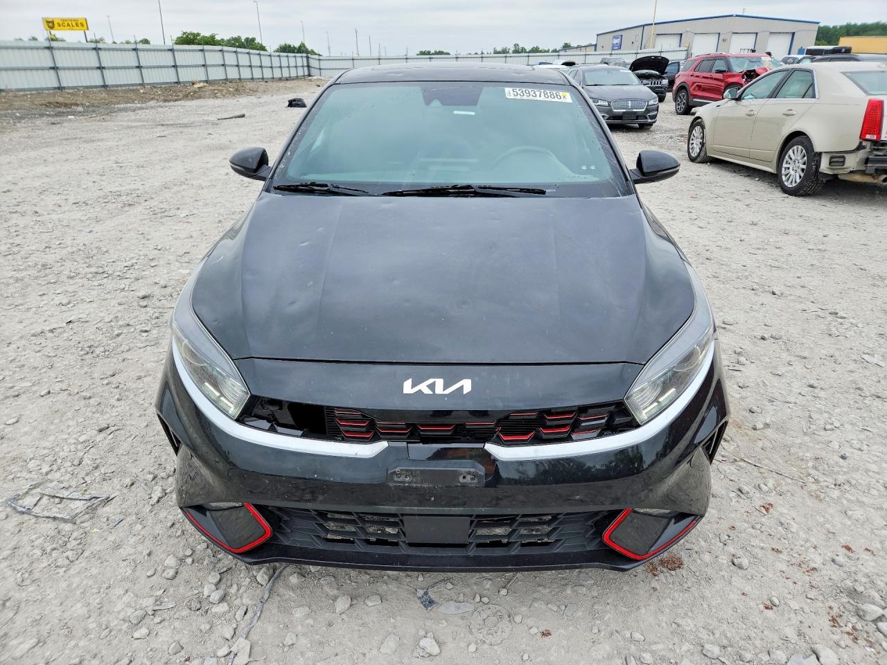 2022 Kia Forte Gt Line - Фото 5
