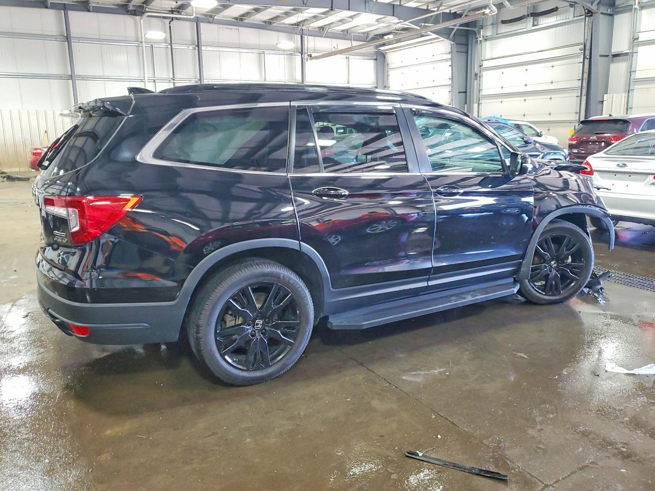 2022 Honda Pilot Se - Image 3