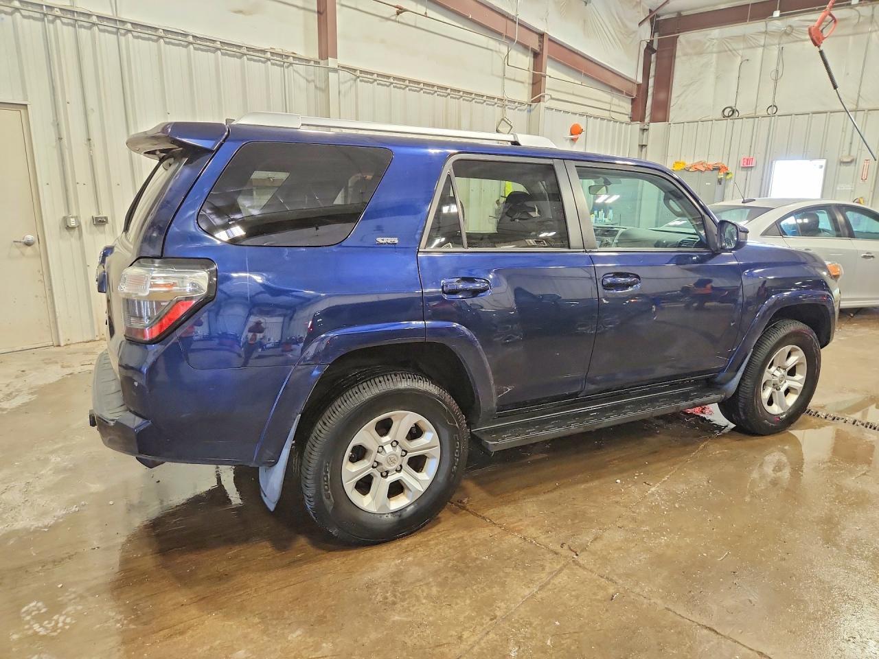 2018 Toyota 4Runner Sr5 - Фото 3