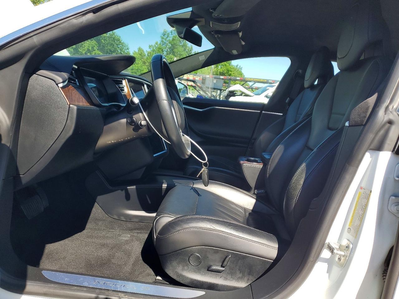 2017 Tesla Model S - Image 7
