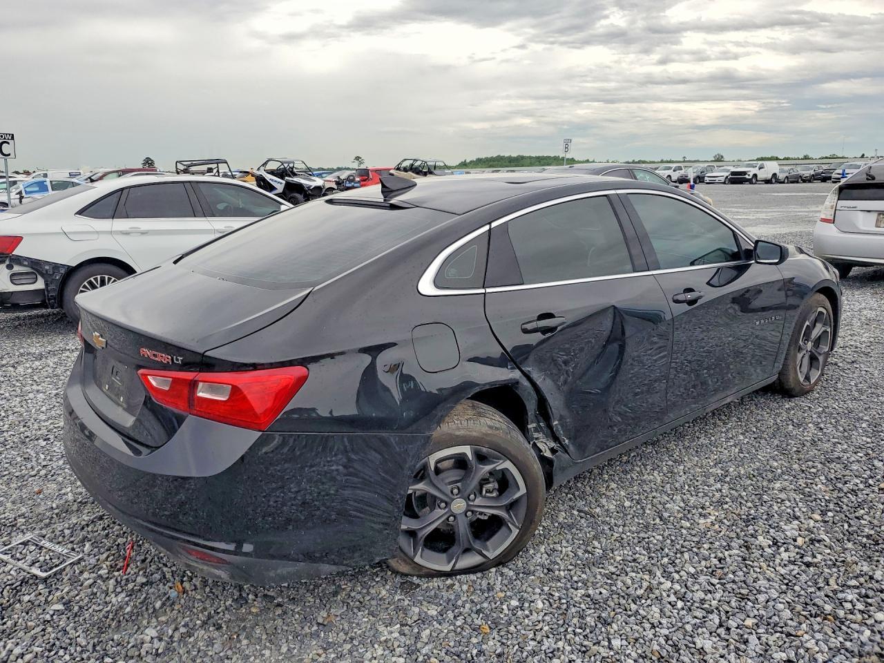 2023 Chevrolet Malibu Lt - Image 3