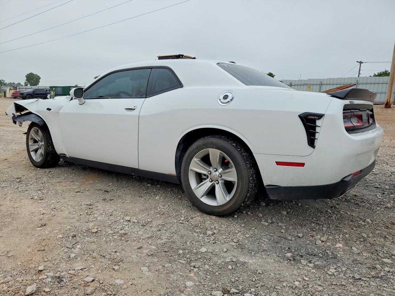 2023 Dodge Challenger Sxt - Фото 2