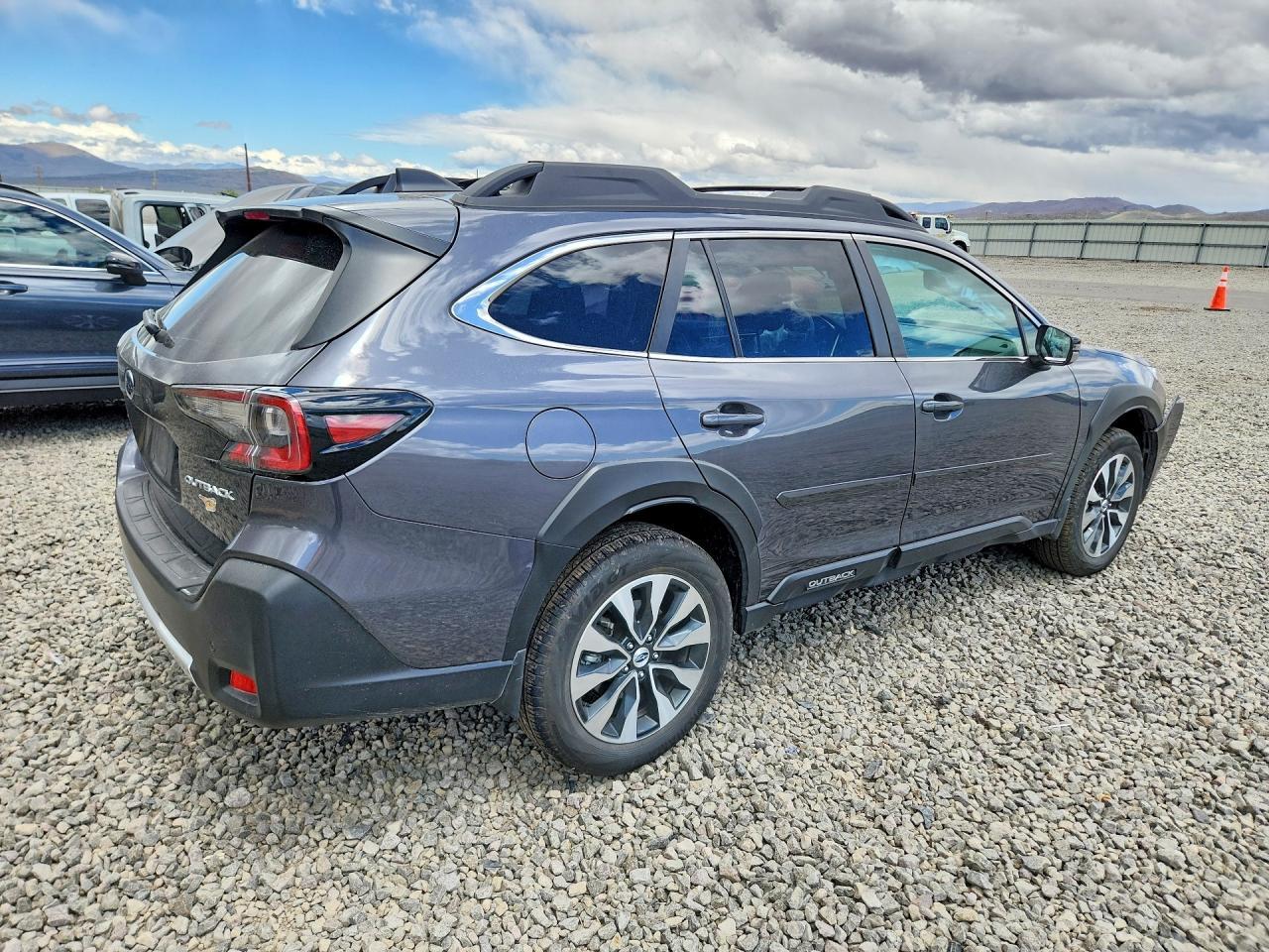 2025 Subaru Outback Limited - Image 3