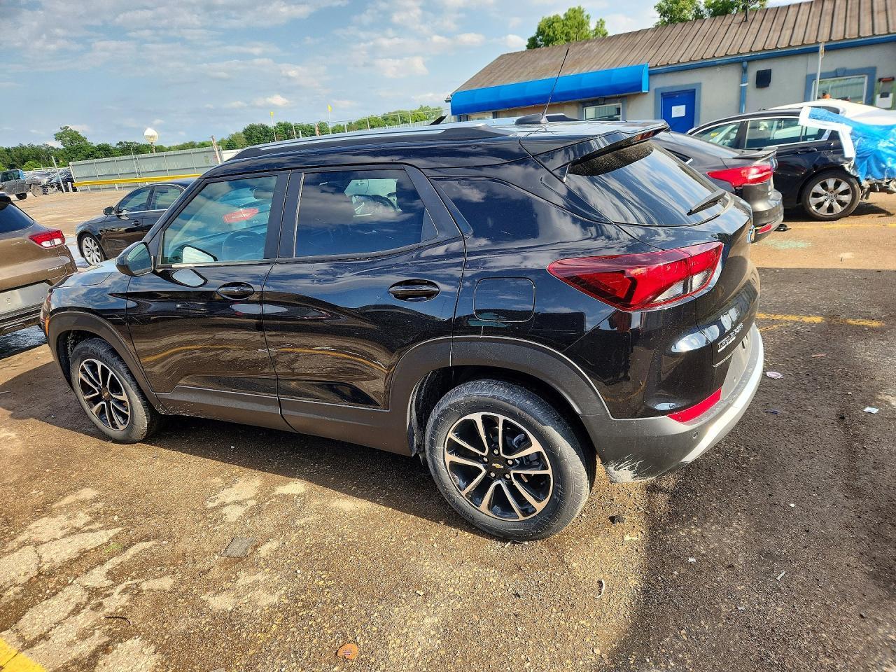 2025 Chevrolet Trailblazer Lt - Фото 2