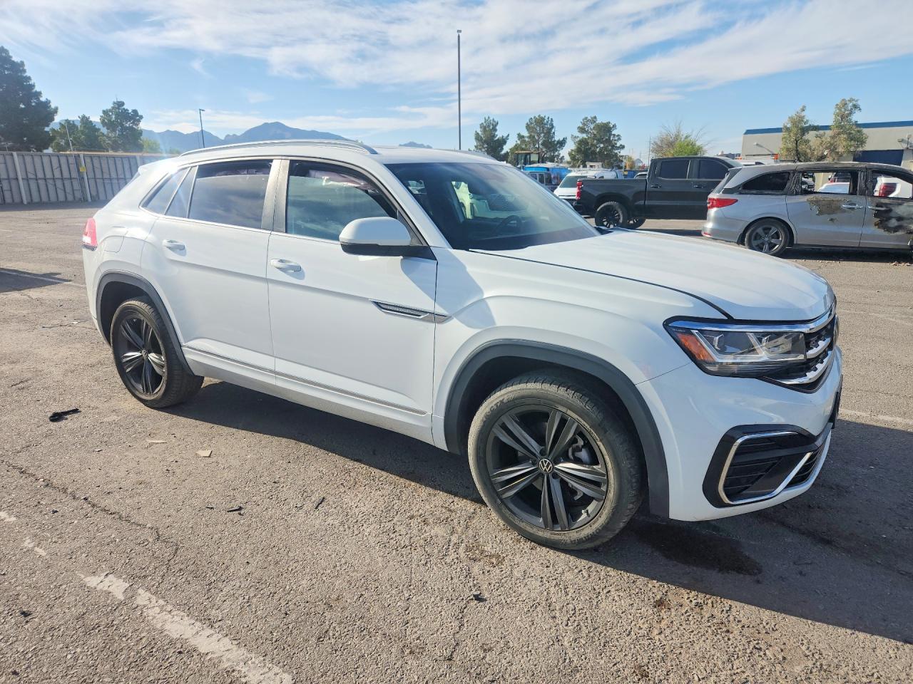 2021 Volkswagen Atlas Cross Sport Se - Фото 4