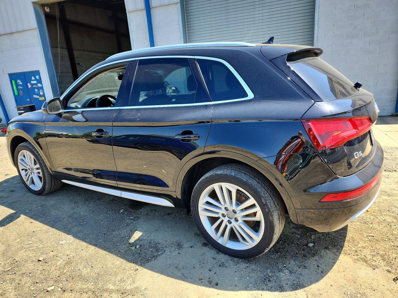 2020 Audi Q5 Premium Plus - Image 2