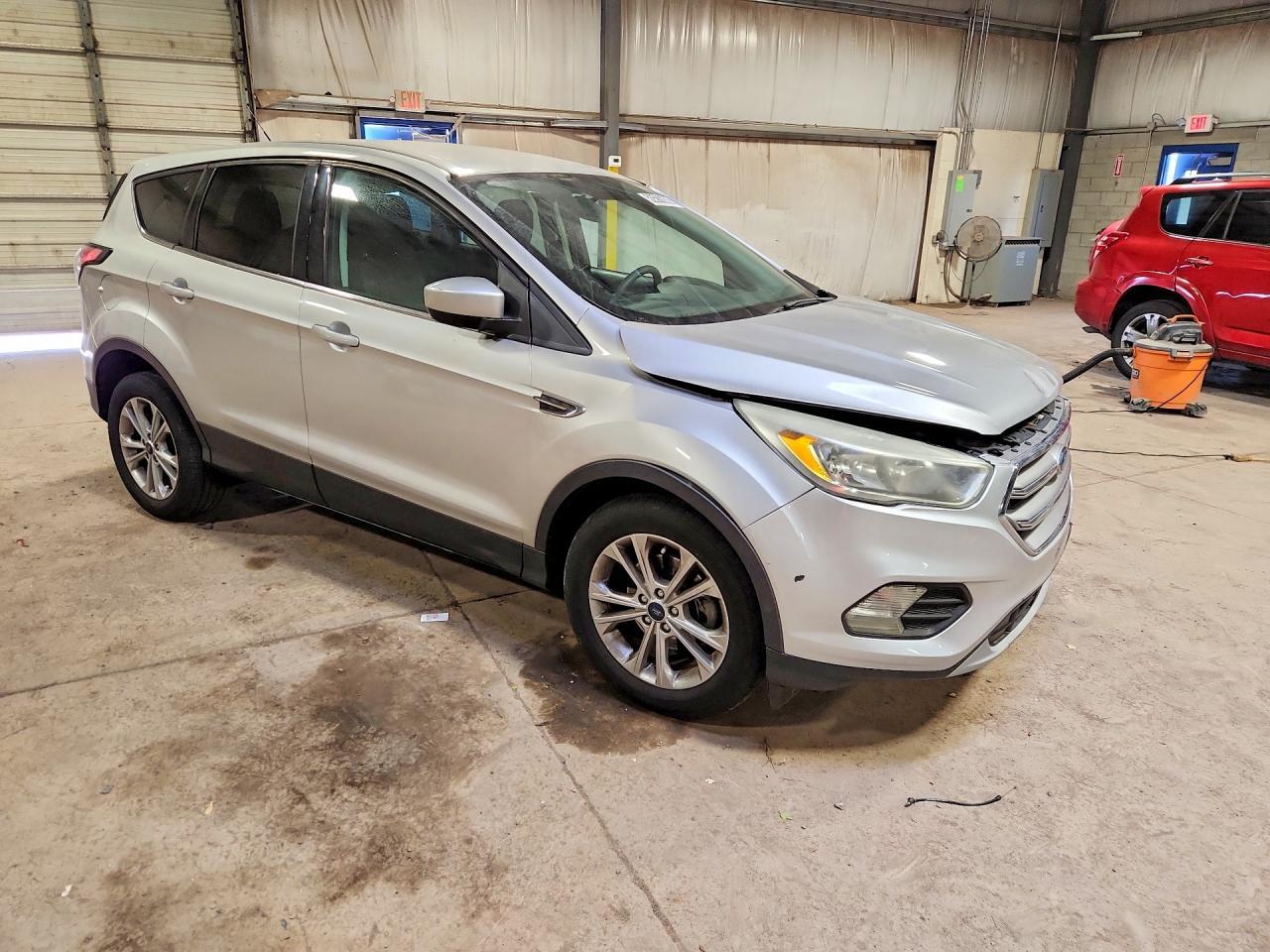 2017 Ford Escape Se - Image 4