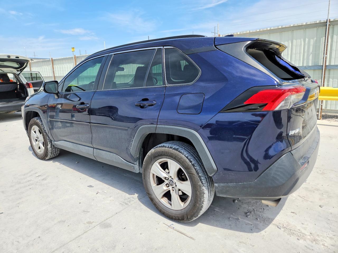 2020 Toyota Rav4 Xle - Фото 2