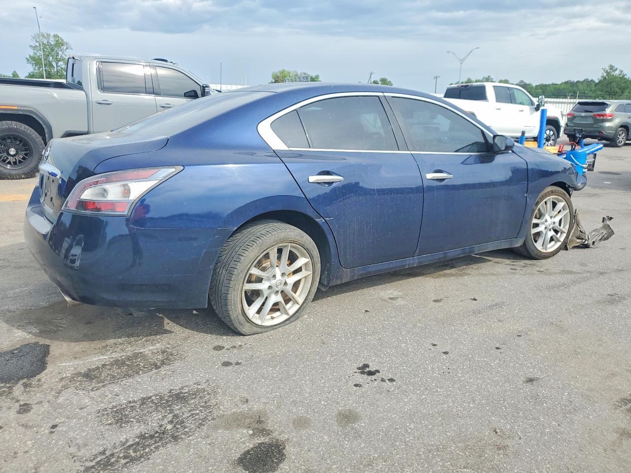 2012 Nissan Maxima 3.5 S - Фото 3