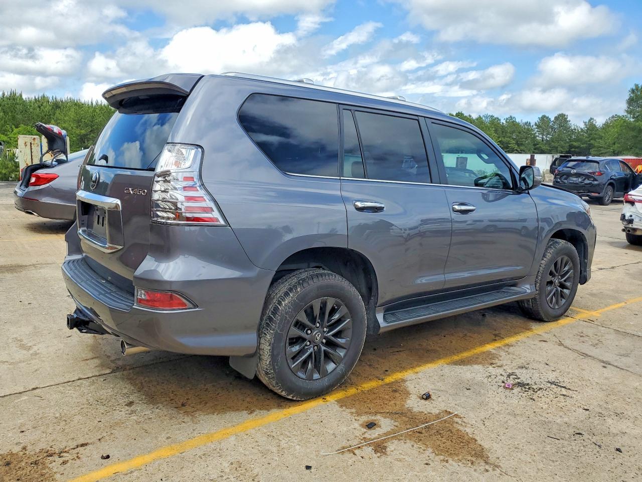 2022 Lexus Gx 460 - Image 3