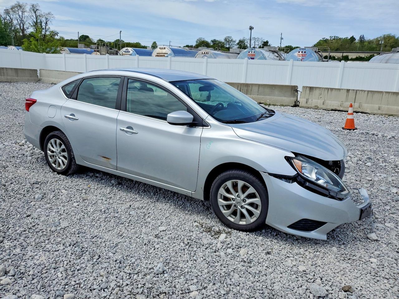 2019 Nissan Sentra Sv - Фото 4