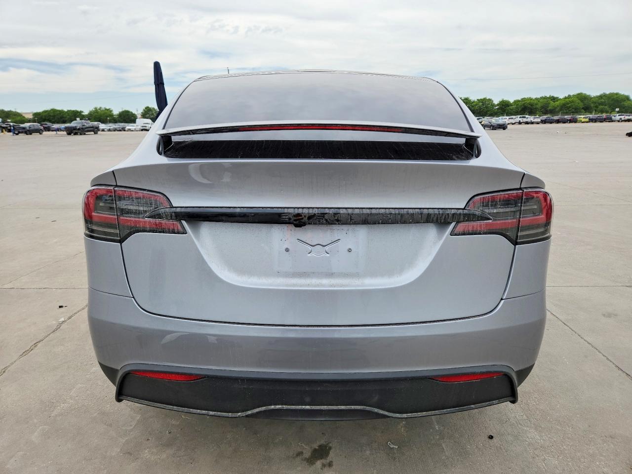 2026 Tesla Model X - Фото 6