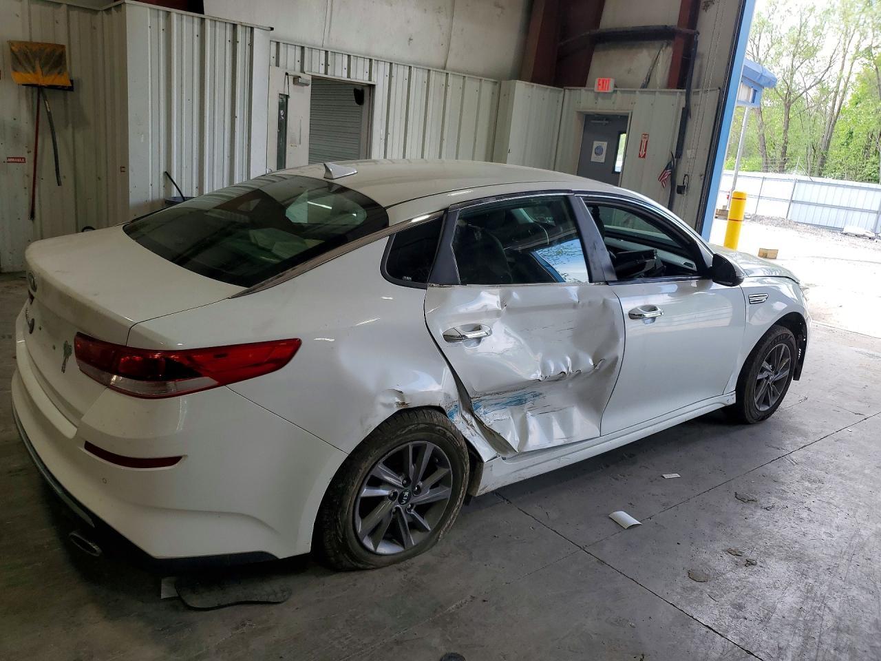 2020 Kia Optima Lx - Image 3