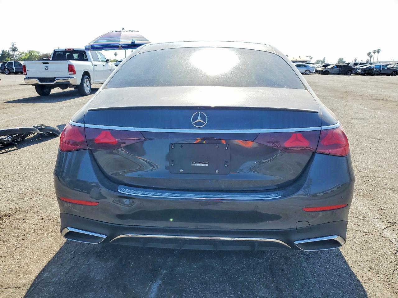 2026 Mercedes-Benz E 350 - Фото 6