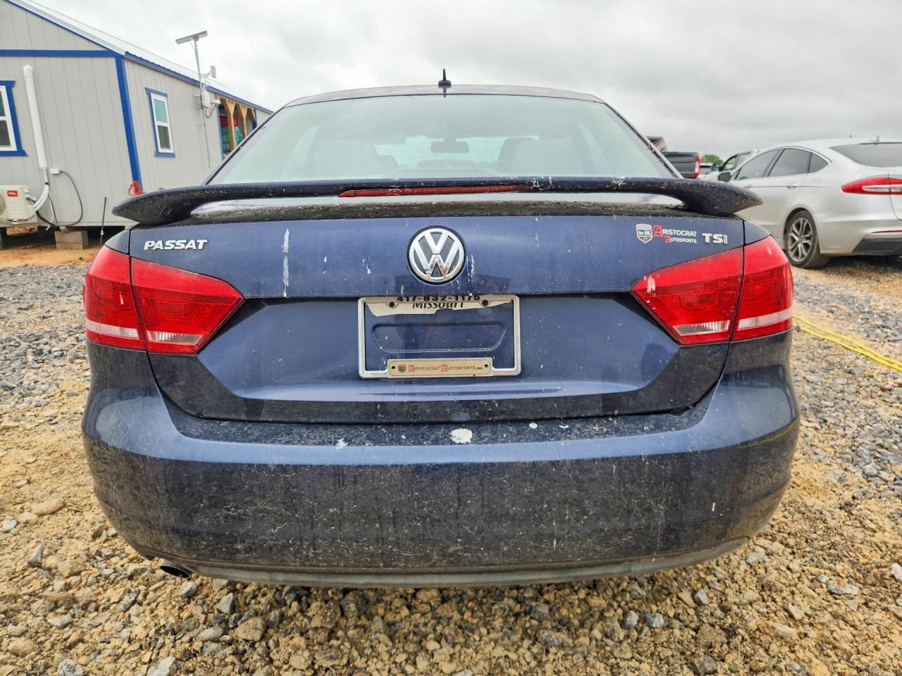 2014 Volkswagen Passat S - Фото 6