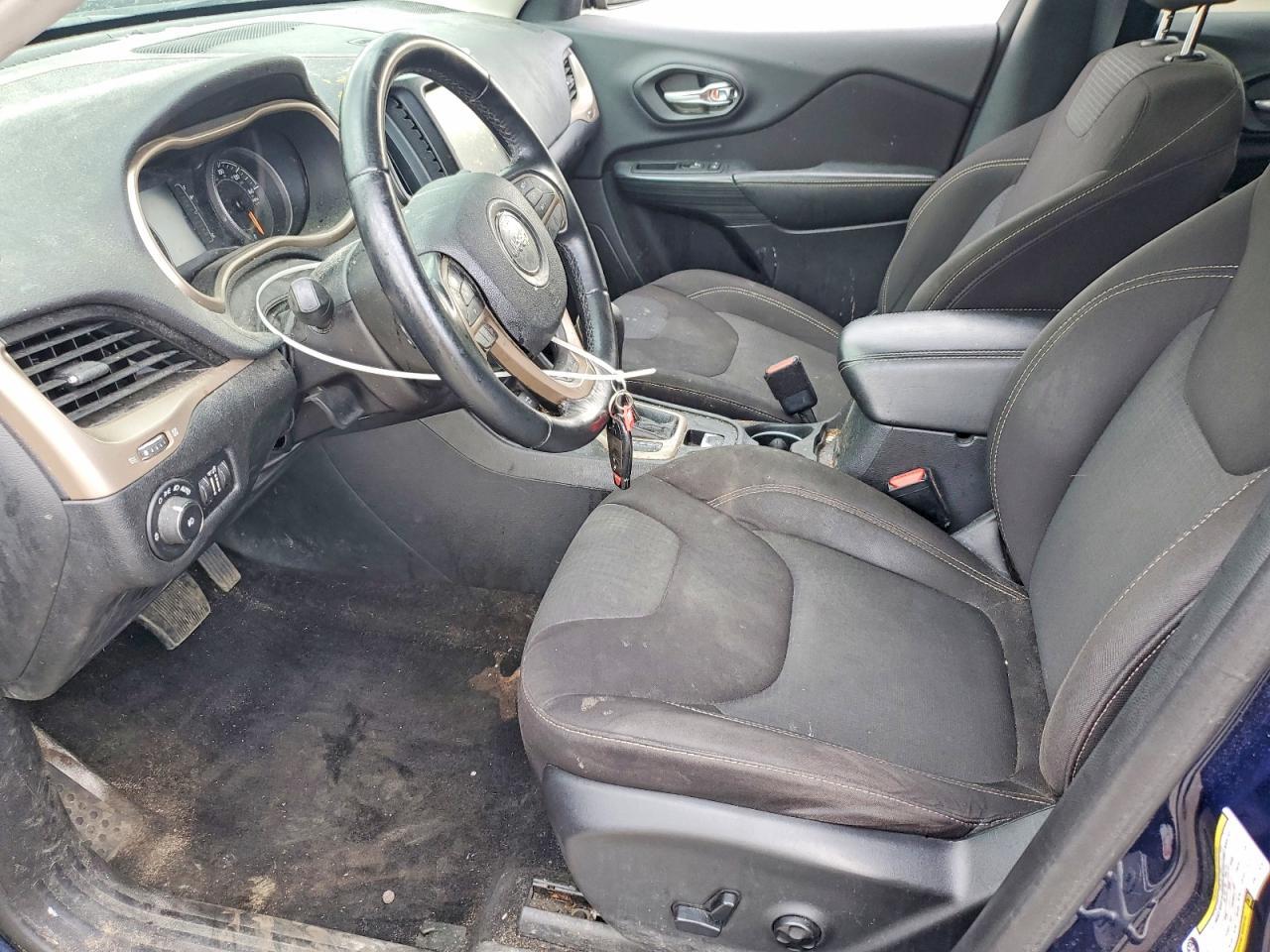 2016 Jeep Cherokee Latitude - Фото 7