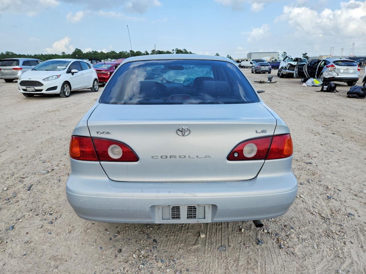 2001 Toyota Corolla Le - Image 6