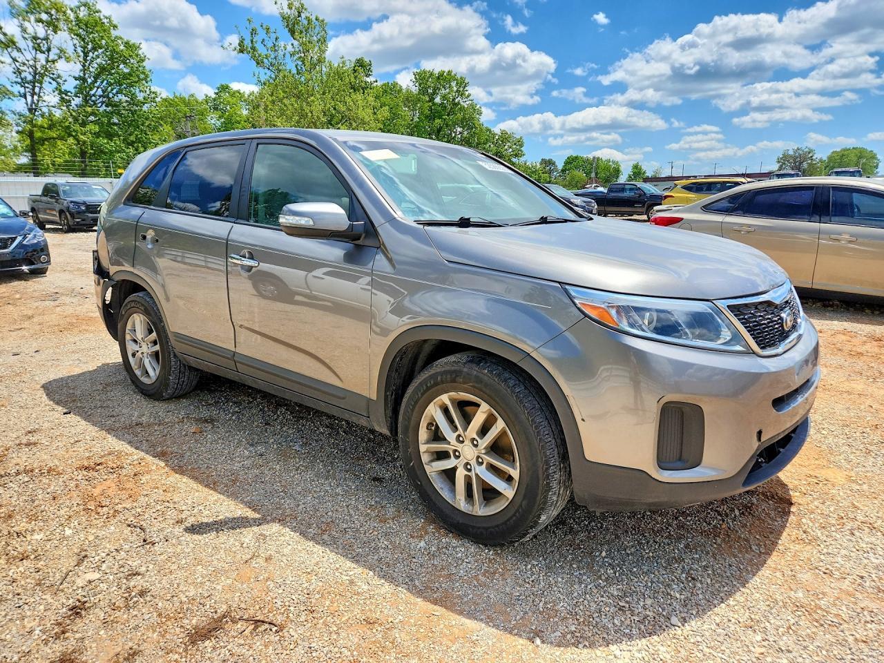 2015 Kia Sorento Lx - Image 4
