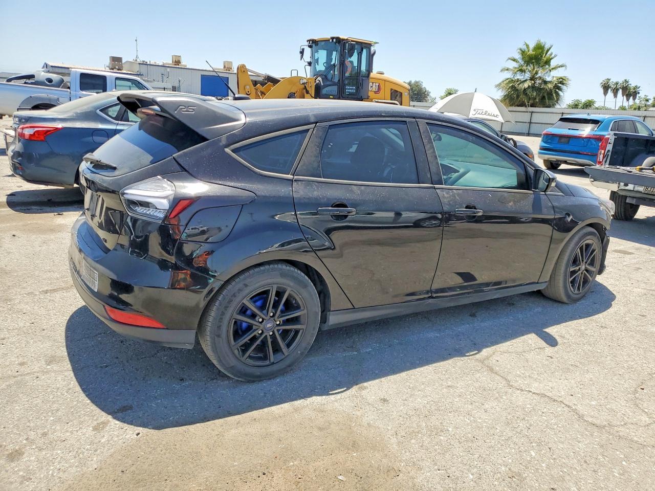 2016 Ford Focus Se - Image 3