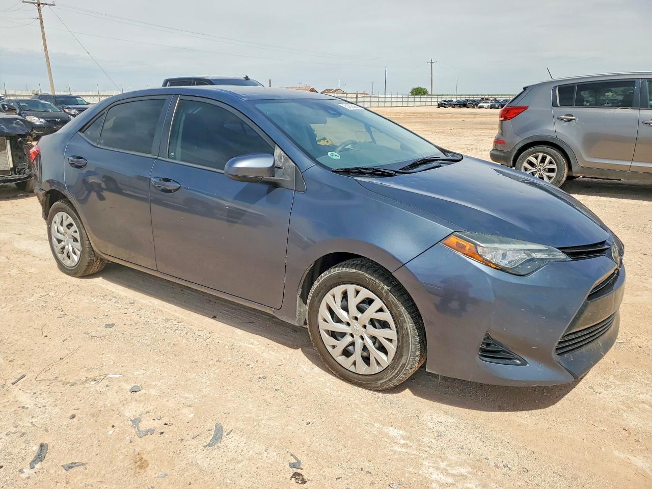 2017 Toyota Corolla Le - Фото 4