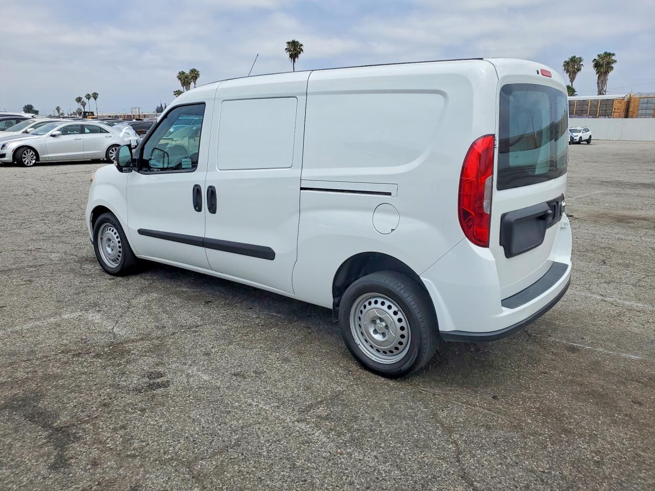 2022 Ram Promaster City Tradesman Delivery Van - Фото 2