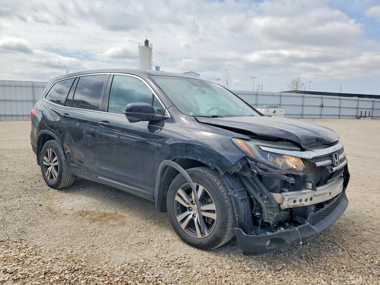 2016 Honda Pilot Exln - Image 4