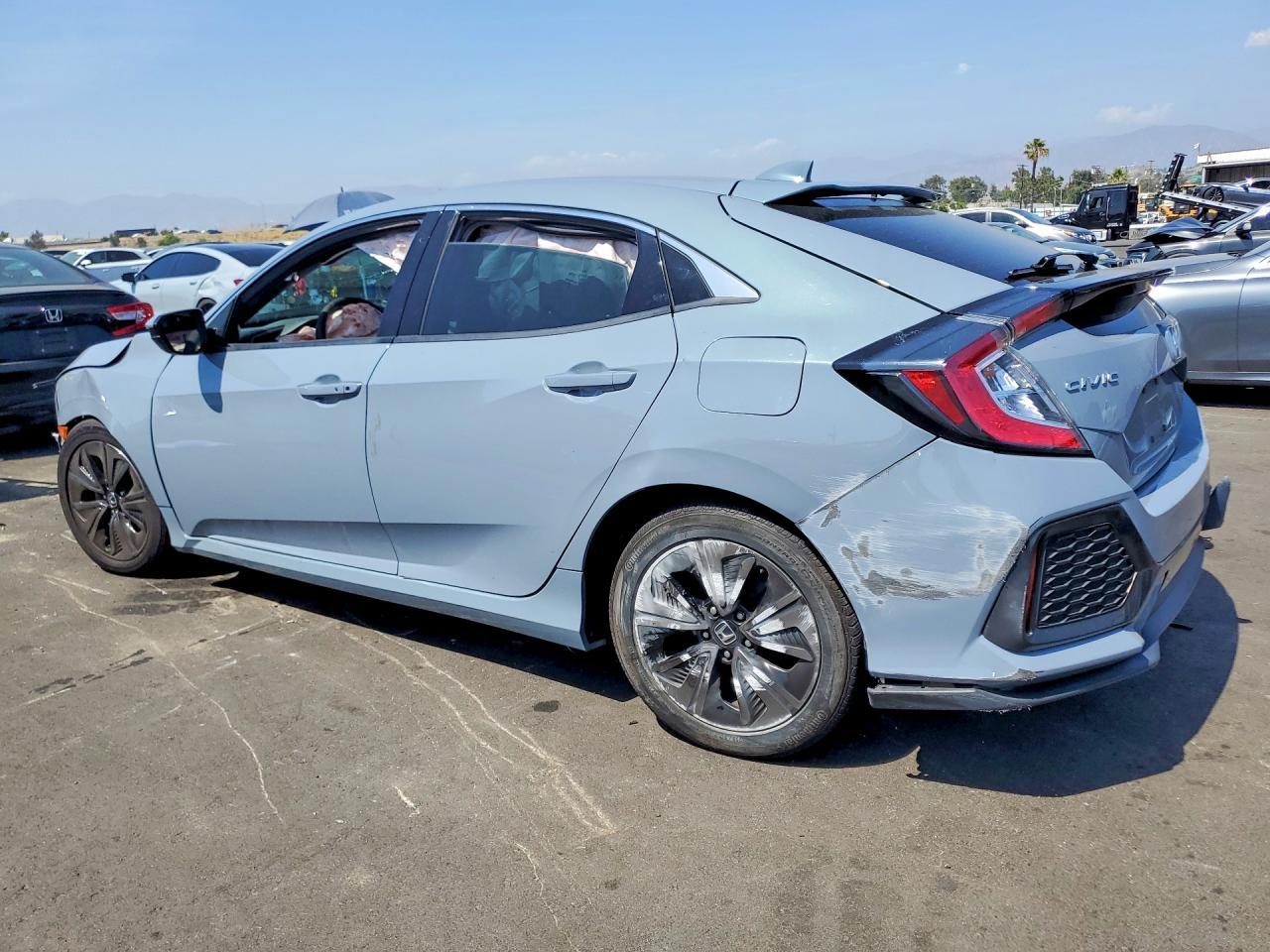 2017 Honda Civic Ex - Image 2