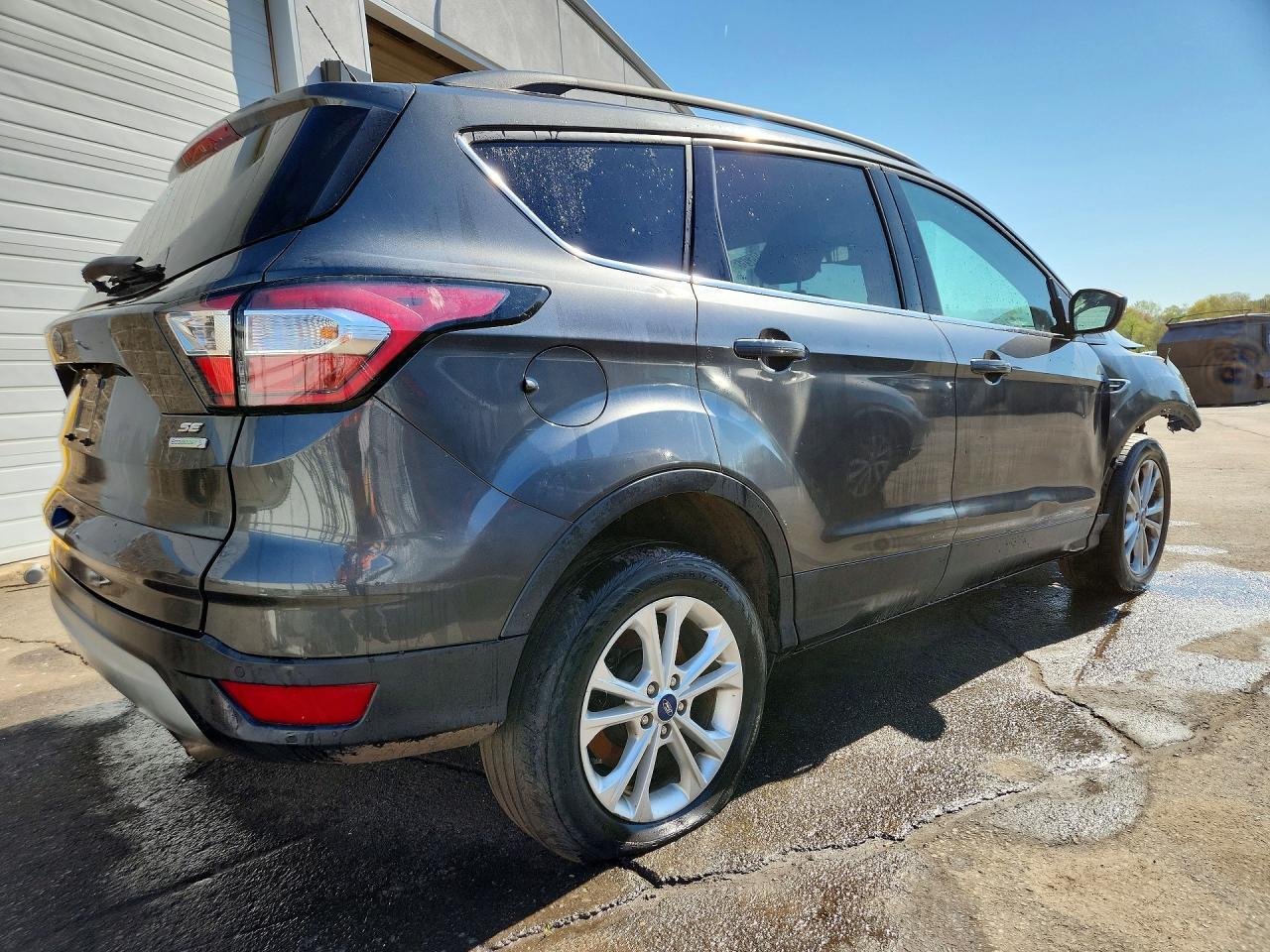 2018 Ford Escape Se - Фото 3