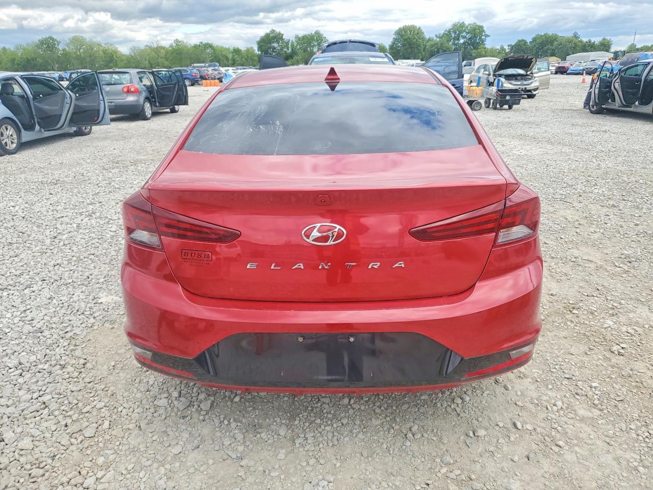 2020 Hyundai Elantra Sel - Фото 6