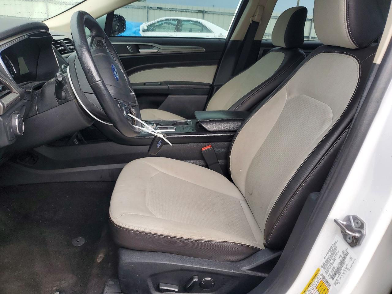 2020 Ford Fusion Se - Image 7