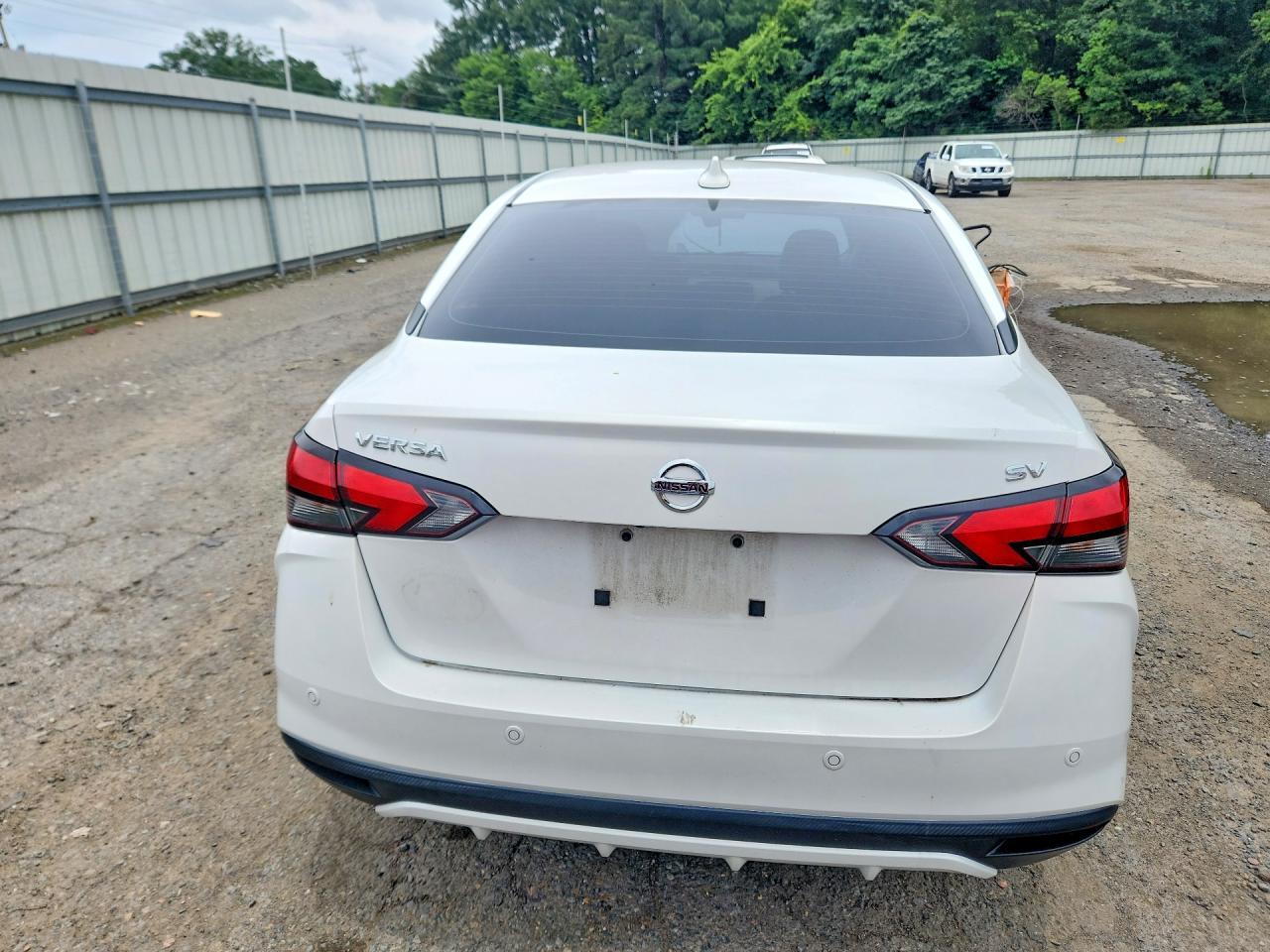 2021 Nissan Versa Sv - Фото 6