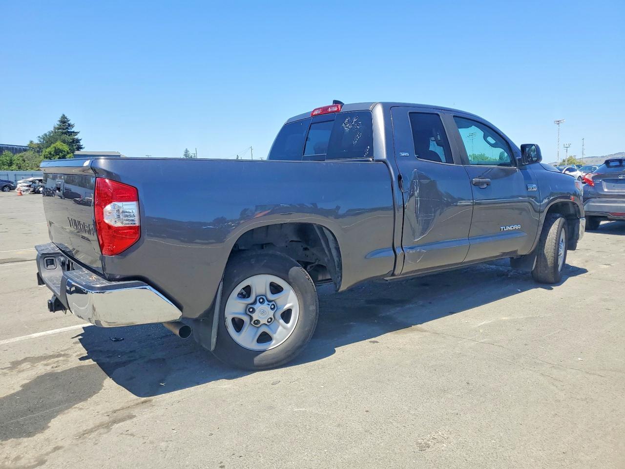 2021 Toyota Tundra - Фото 3