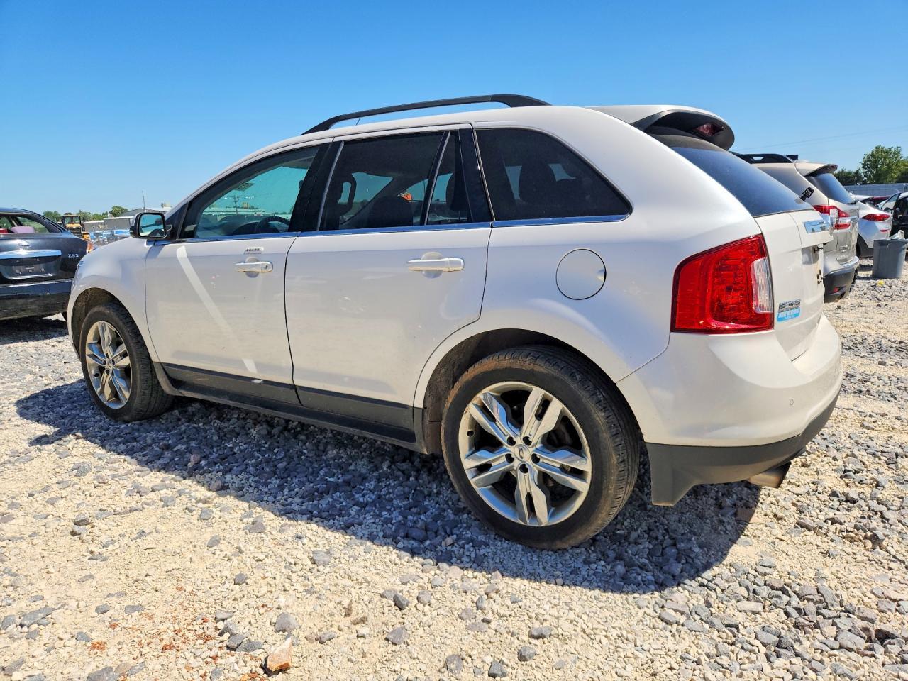 2013 Ford Edge Limited - Image 2