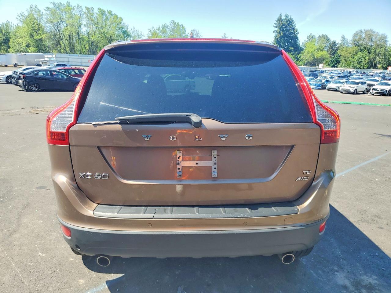2010 Volvo Xc60 - Image 6
