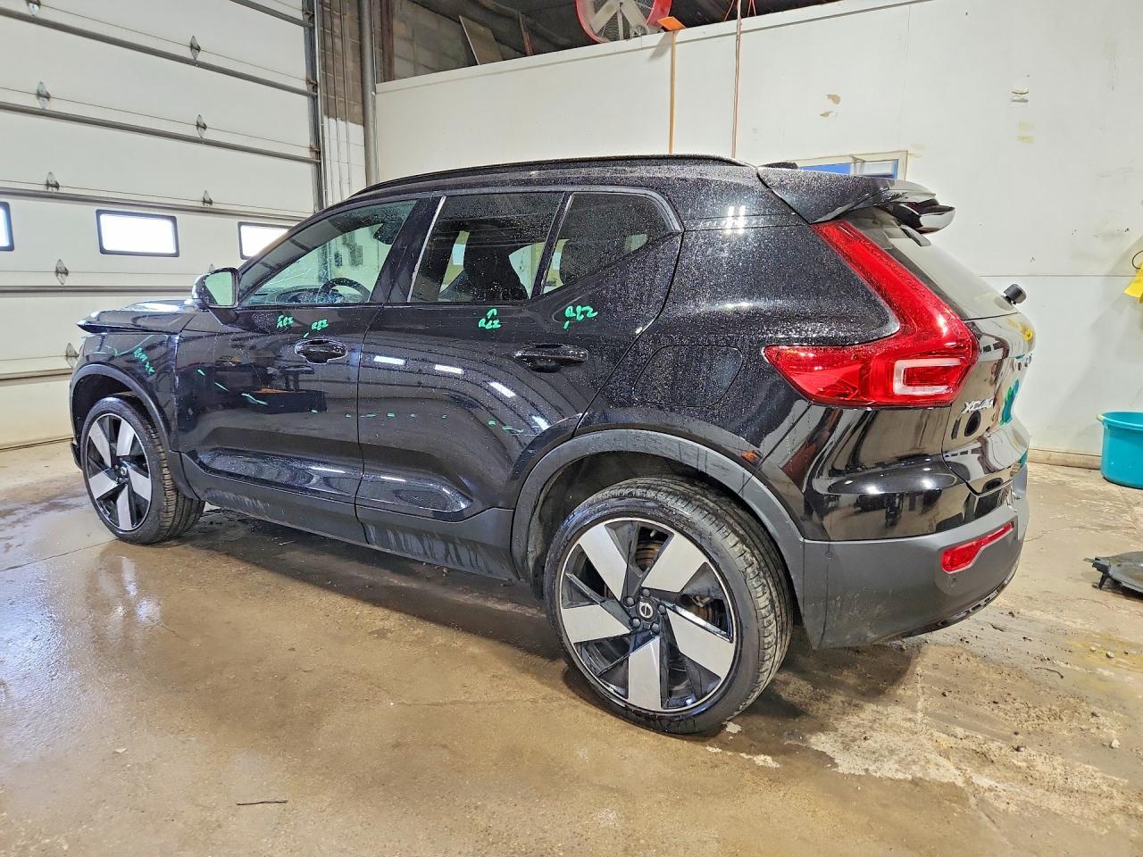 2023 Volvo Xc40 Recharge Ultimate - Image 2