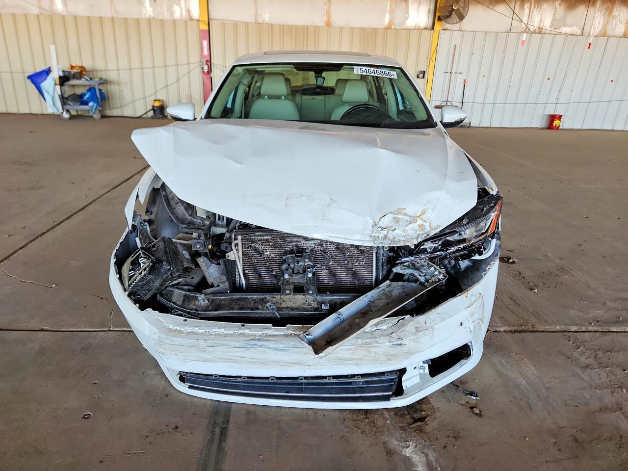 2017 Volkswagen Passat Se - Фото 5