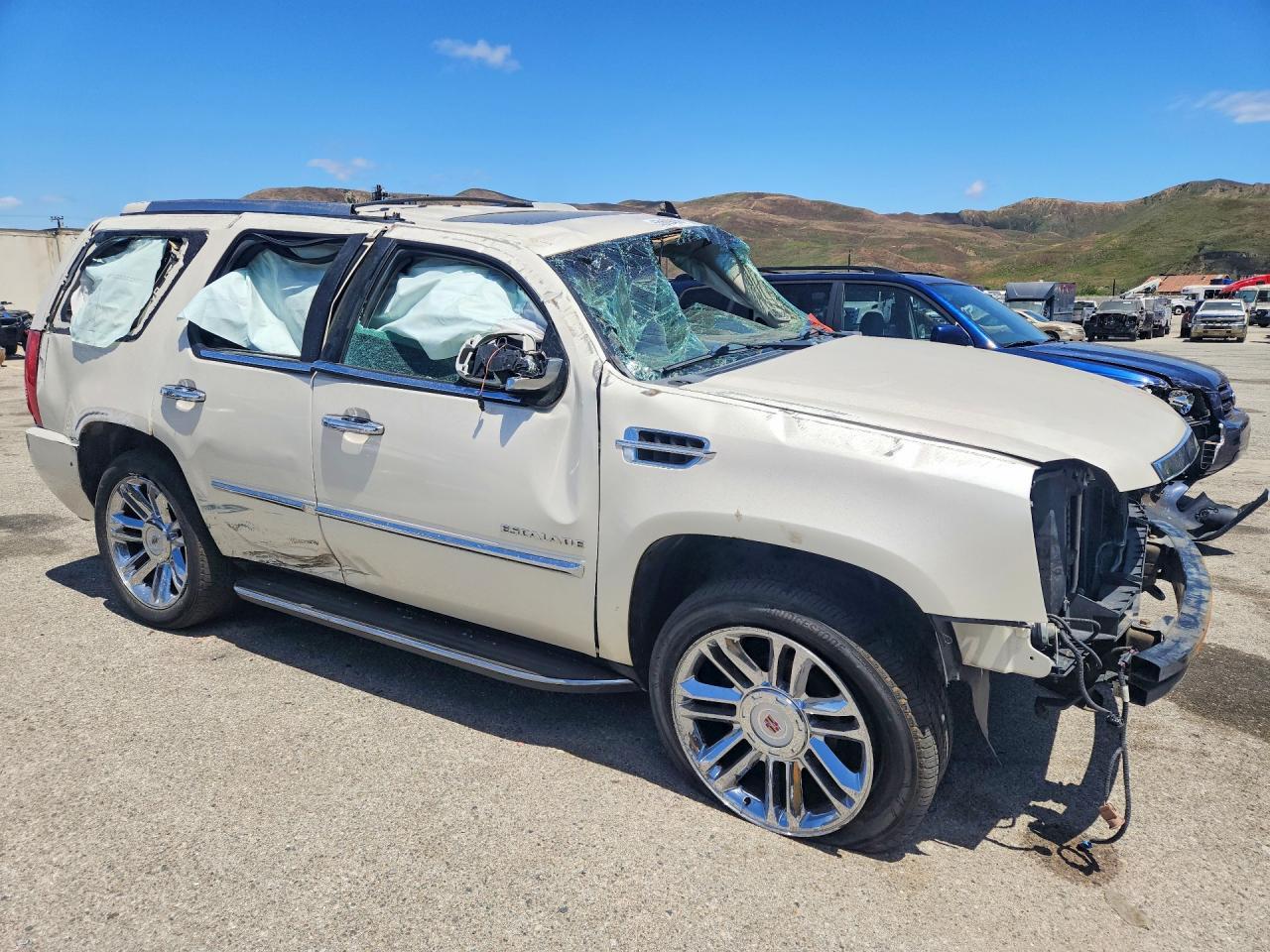 2010 Cadillac Escalade Luxury - Фото 4