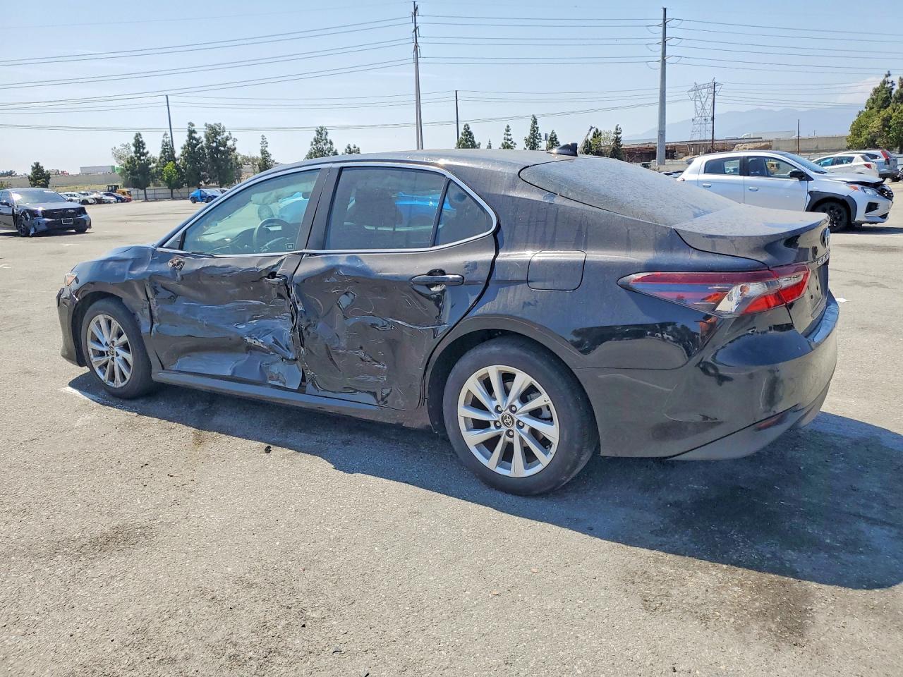 2023 Toyota Camry Le - Image 2