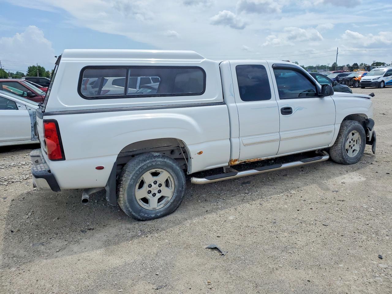 2005 Chevrolet Silverado K1500 - Фото 3
